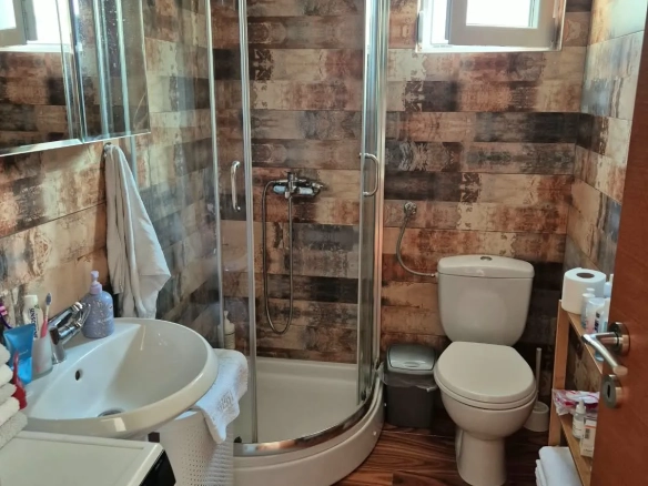 Izdavanje: Jednosoban stan 48 m² – Dubovica, Budva — fotografija 3