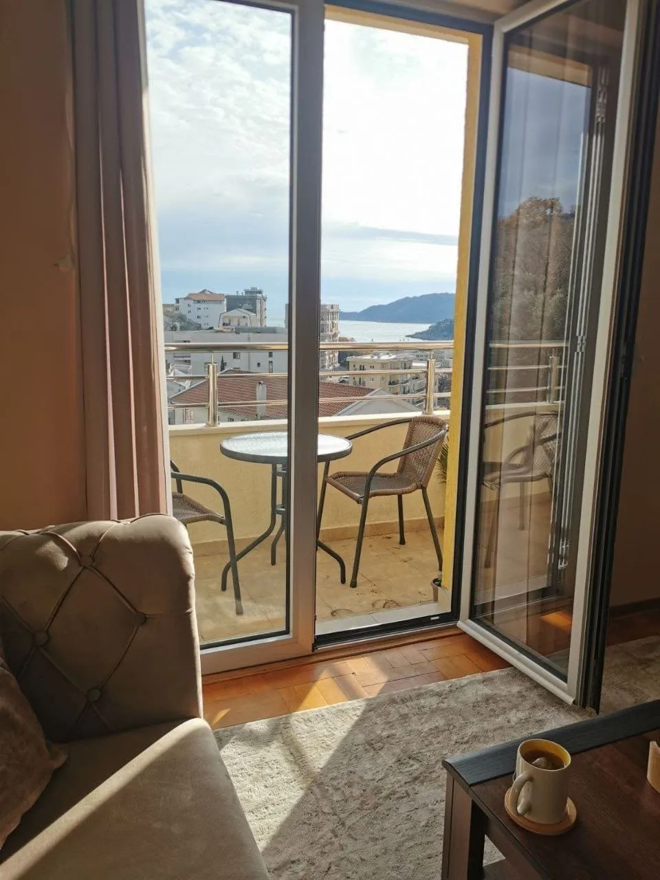 Izdavanje: Dvosoban stan 86 m² – Bečići, Budva — fotografija 10