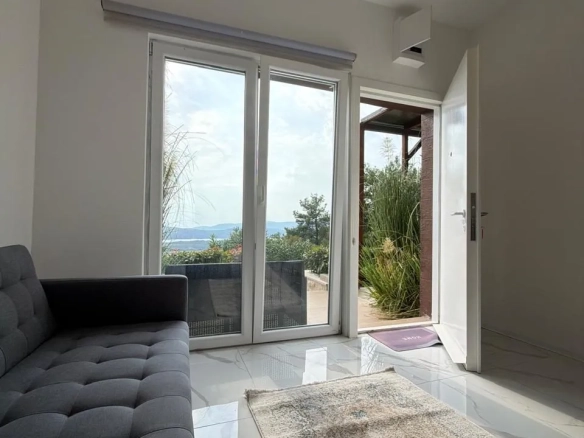 Garsonjera 27 m² – Kavač, Kotor — fotografija 2