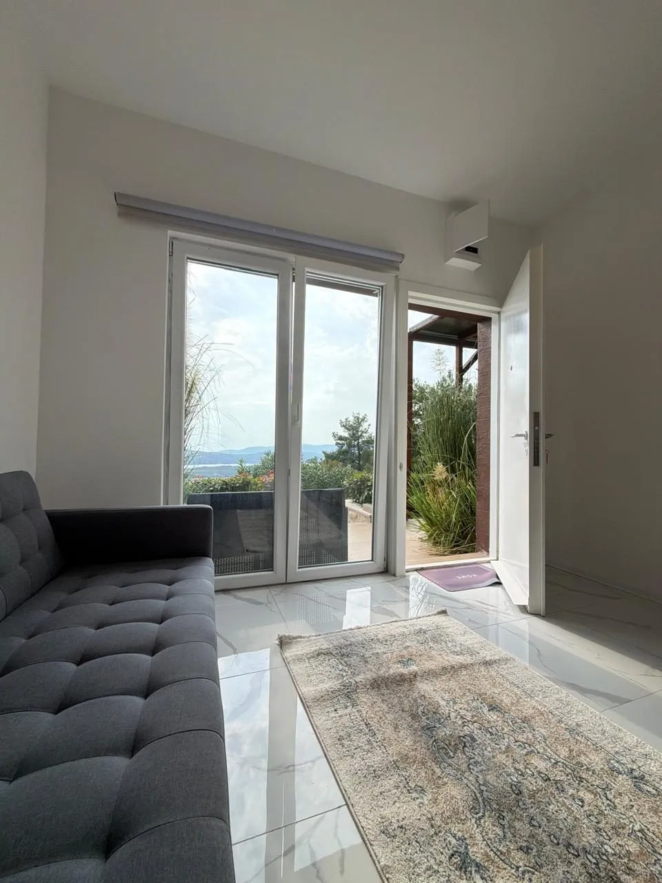 Bastenska-garsonjera-u-Adriatic-Heights-Kavac-Kotor-1 Garsonjera 27 m² – Kavač, Kotor — fotografija 2