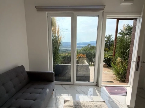 Garsonjera 27 m² – Kavač, Kotor — fotografija 5