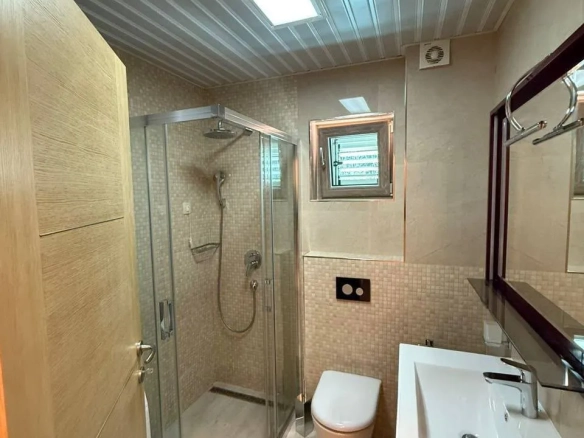Izdavanje: Dvosoban stan 69 m² – Pržno, Budva — fotografija 8