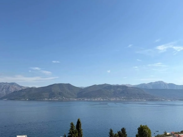 Garsonjera sa balkonom u Krašićima