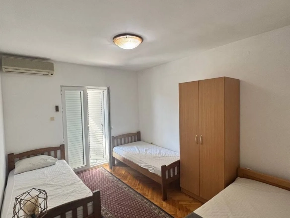 Izdavanje: Dvosoban stan 75 m² – Budva — fotografija 7