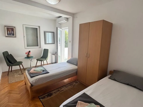 Izdavanje: Dvosoban stan 75 m² – Budva — fotografija 8