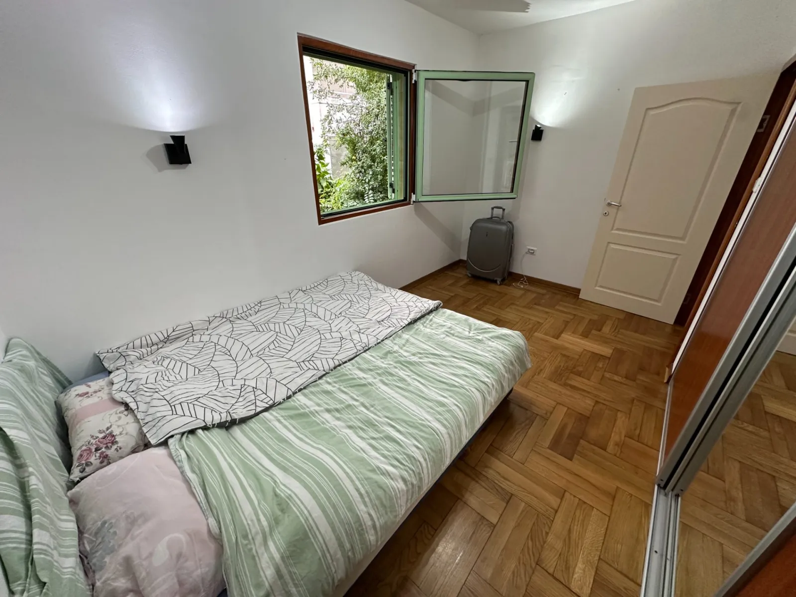Izdavanje: Dvosoban stan 64 m² – Velji Vinogradi, Budva — fotografija 3