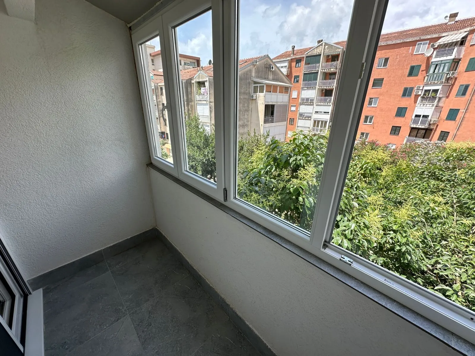 Trosoban-stan-u-Babiloniji-Budva-14 Izdavanje: Trosoban stan 83 m² – Babilonija, Budva — fotografija 15
