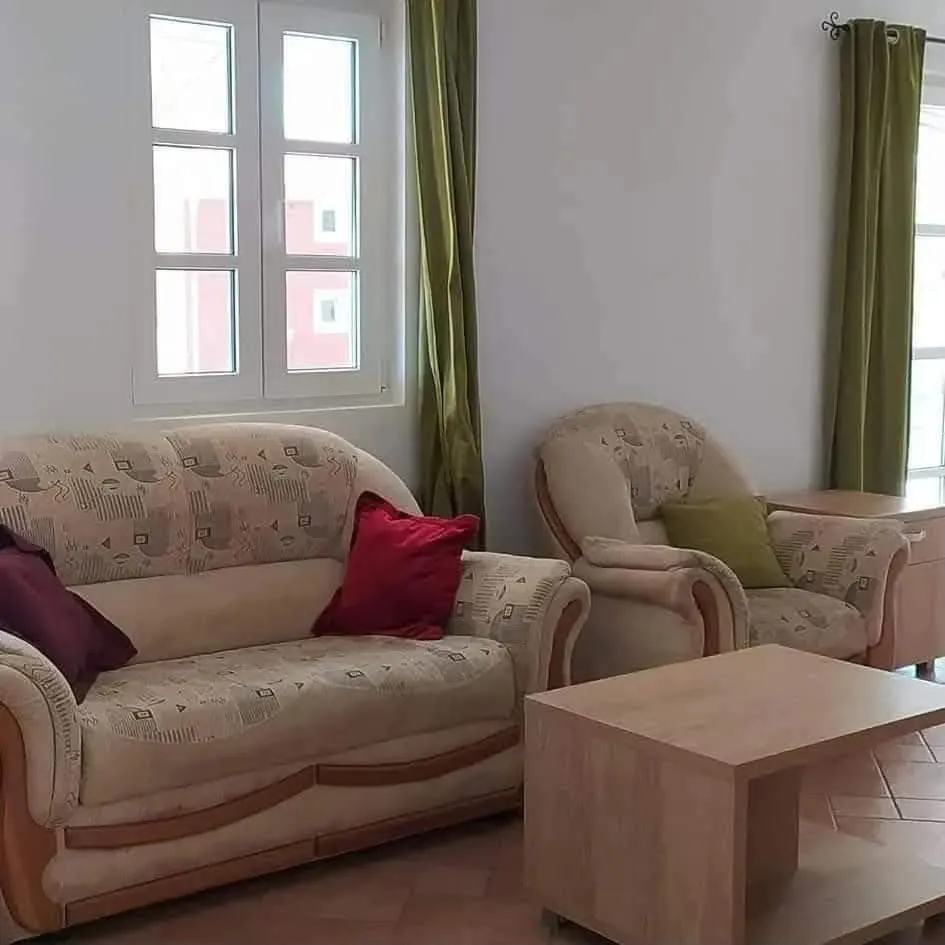 Izdavanje: Kuća 200 m² – Reževići, Budva — fotografija 2