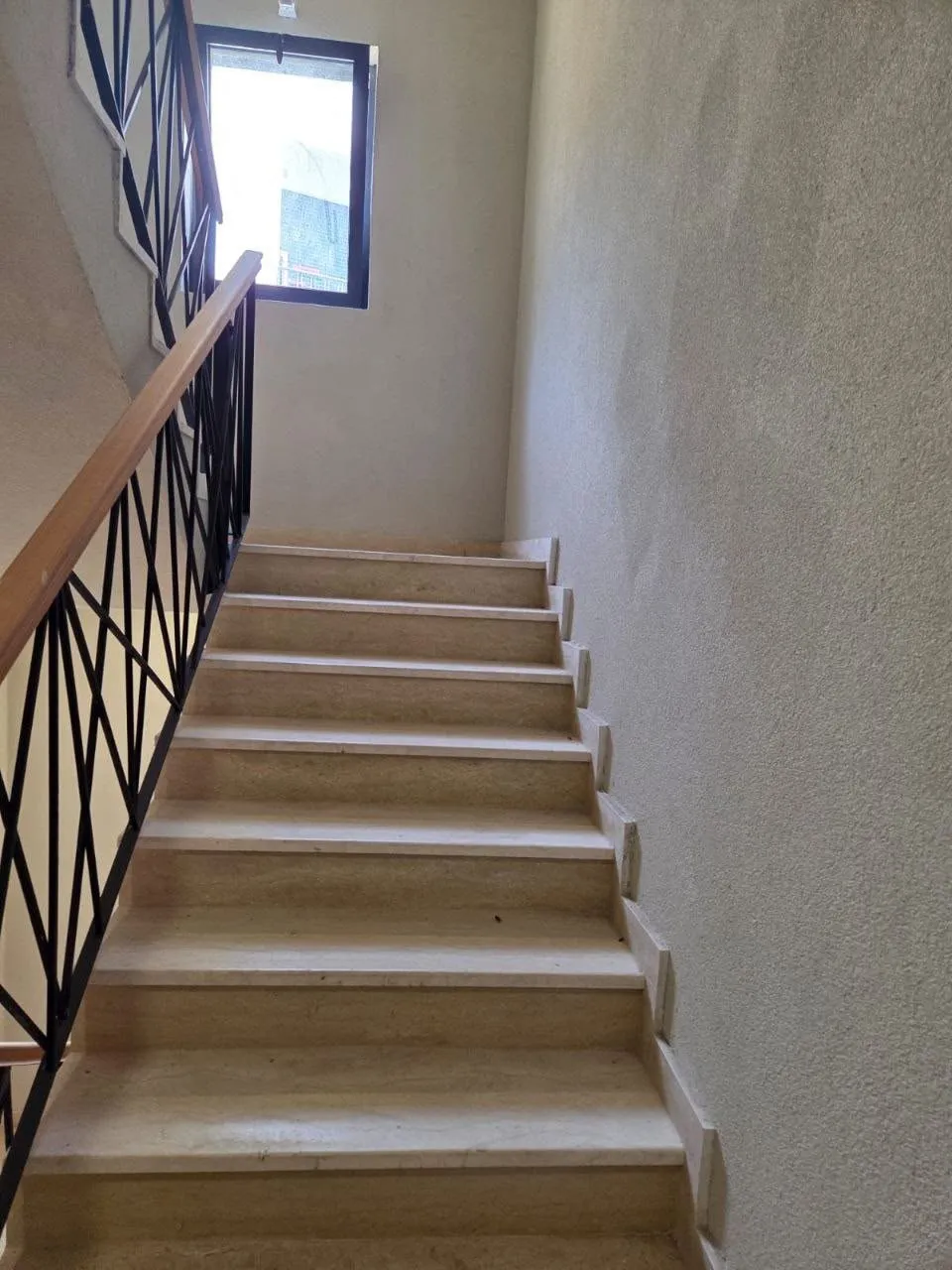 Dvosoban-stan-u-naselju-Dubovica-Budva-2 Dvosoban stan 55 m² – Dubovica, Budva — fotografija 3