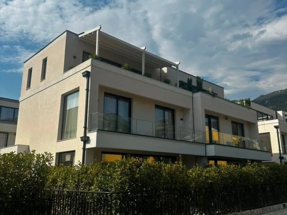 Izdavanje: Kuća 165 m² – Kotor — fotografija 7