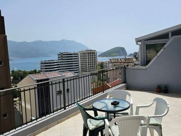 Izdavanje: Trosoban stan 95 m² – Gospoština, Budva — fotografija 6