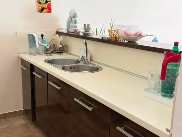Izdavanje: Dvosoban stan 68 m² – Bečići, Budva — fotografija 4