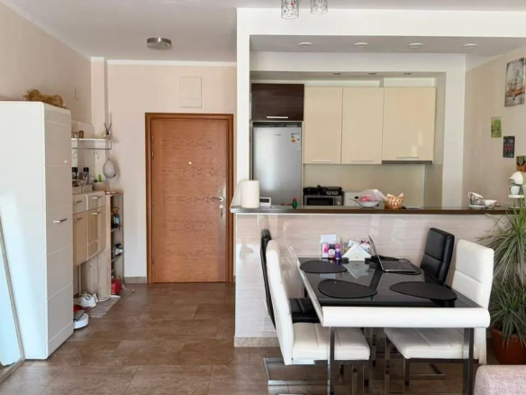 Izdavanje: Dvosoban stan 68 m² – Bečići, Budva — fotografija 6