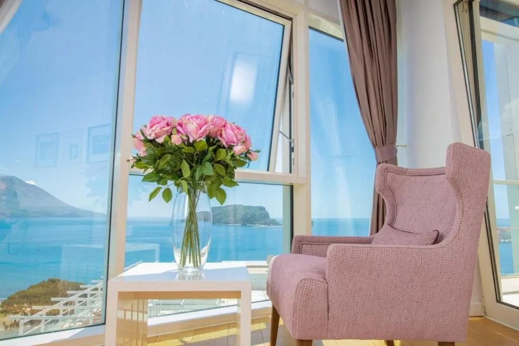 Jednosoban-stan-s-pogledom-na-more-Tre-Canne-Budva Jednosoban stan s pogledom na more