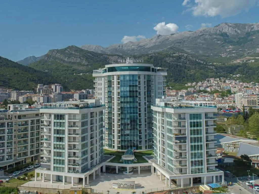 Jednosoban-stan-s-pogledom-na-more-Tre-Canne-Budva-16 Izdavanje: Jednosoban stan 77 m² – Budva — fotografija 17