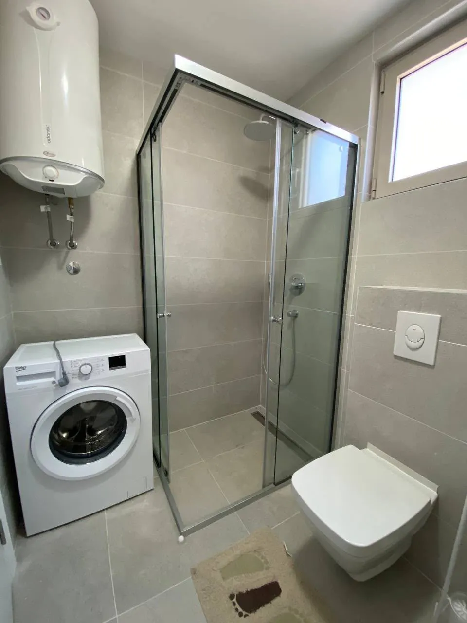 Dvosoban-stan-sa-pogledom-na-more-Becici-Budva-2 Izdavanje: Dvosoban stan 59 m² – Bečići, Budva — fotografija 3