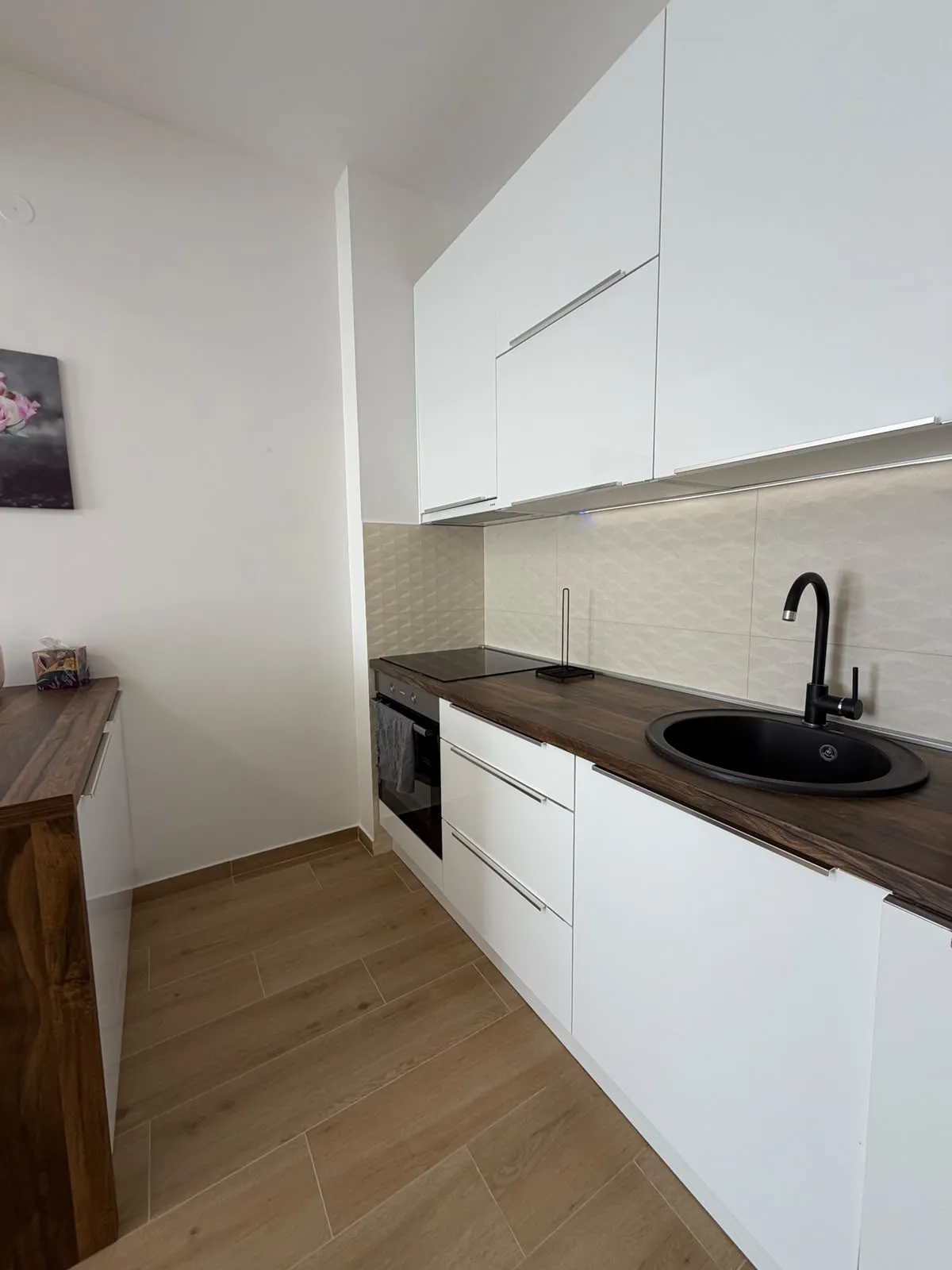 Jednosoban-stan-sa-pogledom-na-more-Komosevina-Budva-4 Jednosoban stan 50 m² – Komoševina, Budva — fotografija 5