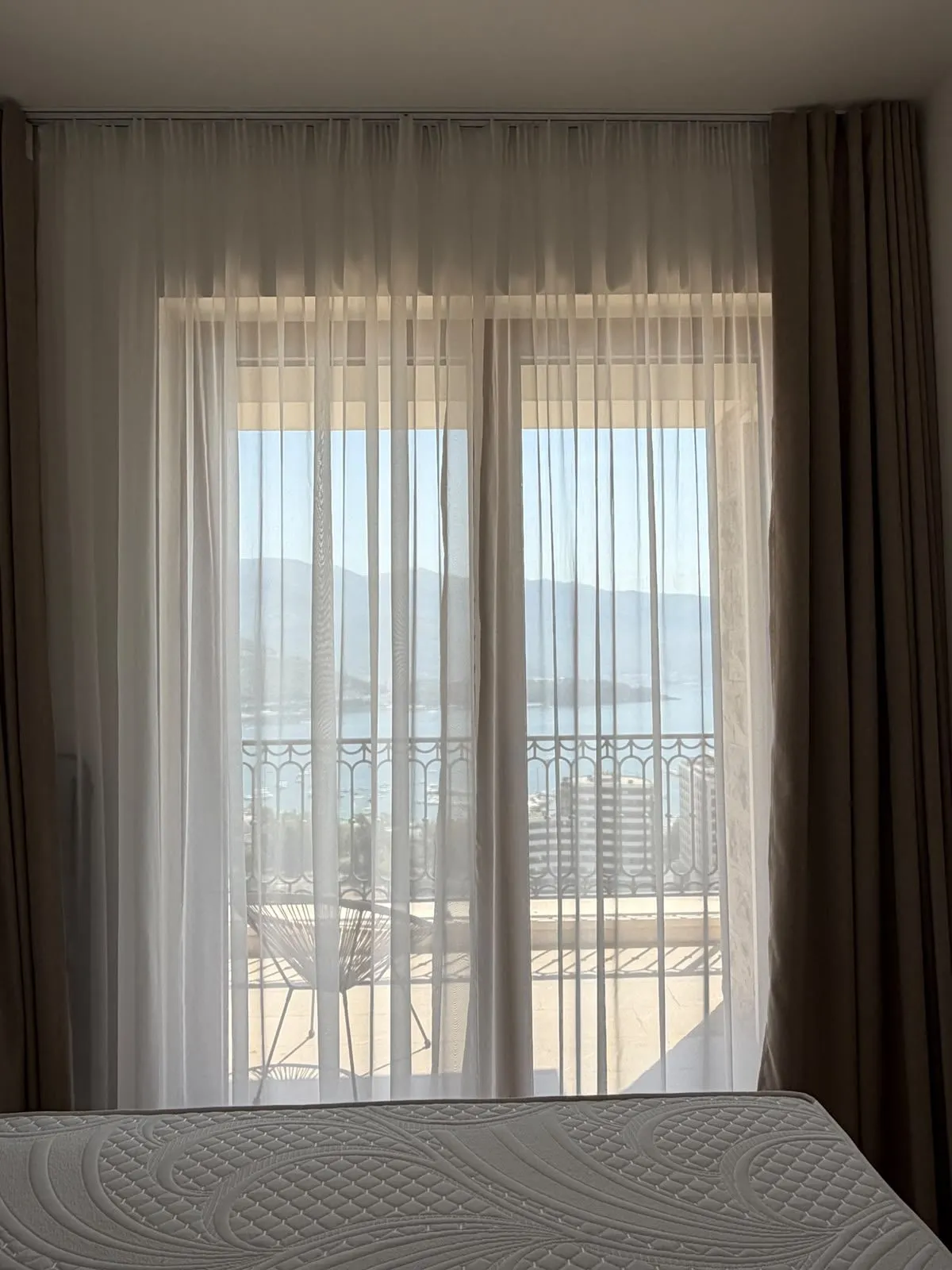 Jednosoban-stan-sa-pogledom-na-more-Komosevina-Budva-7 Jednosoban stan 50 m² – Komoševina, Budva — fotografija 8