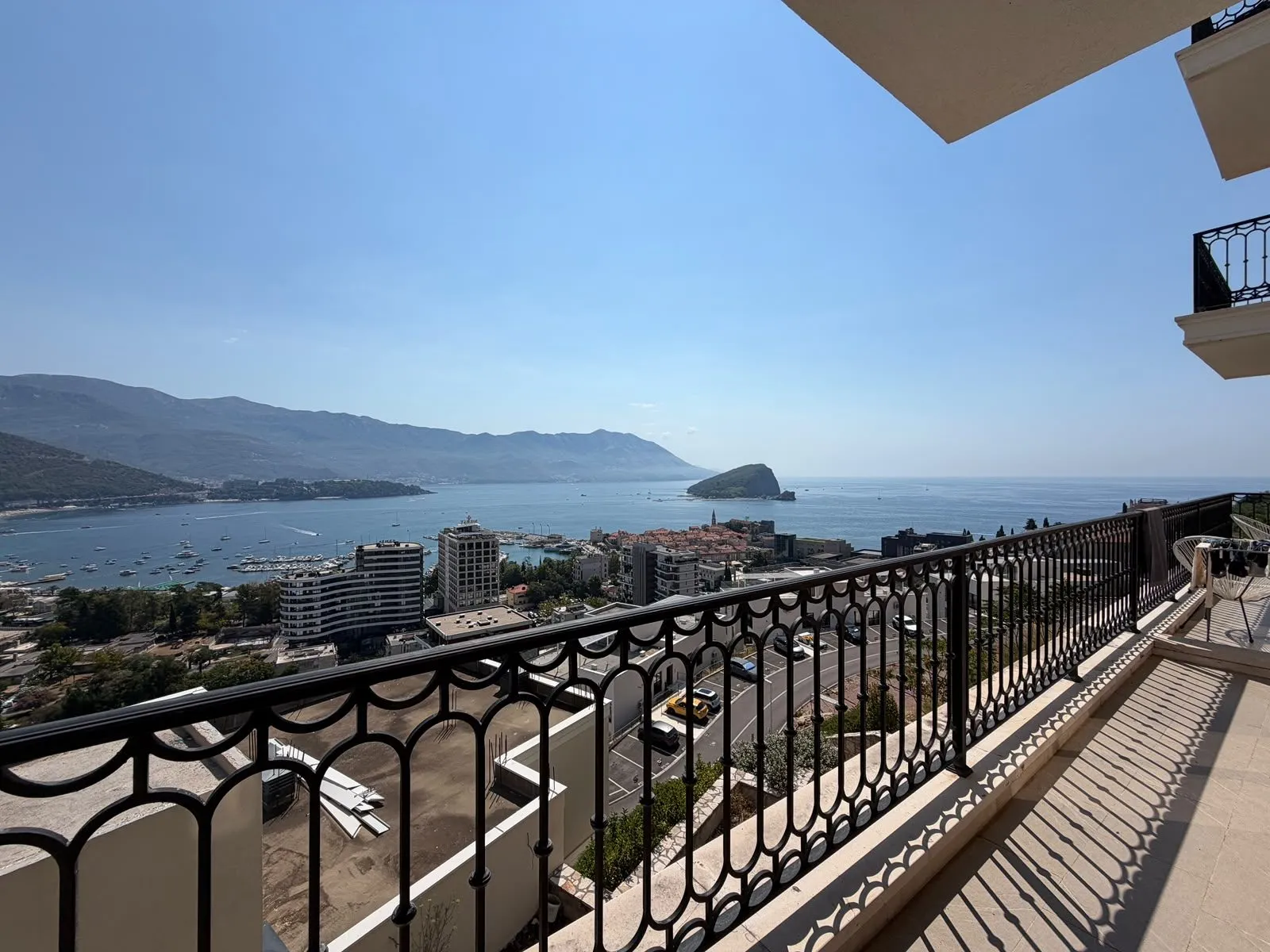 Jednosoban-stan-sa-pogledom-na-more-Komosevina-Budva-14 Jednosoban stan 50 m² – Komoševina, Budva — fotografija 15
