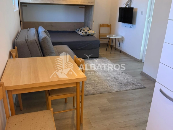 Garsonjera 26 m² u Ilinu
