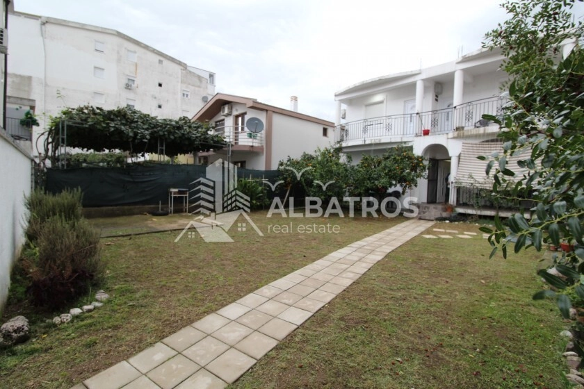 Garsonjera 35 m² s balkonom