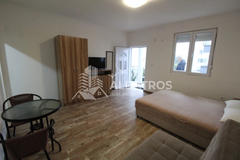 Garsonjera s balkonom u Šušnju, Bar — fotografija 4