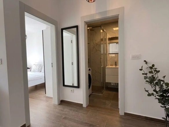 Jednosoban stan 42 m² – Podmaine, Budva — fotografija 4