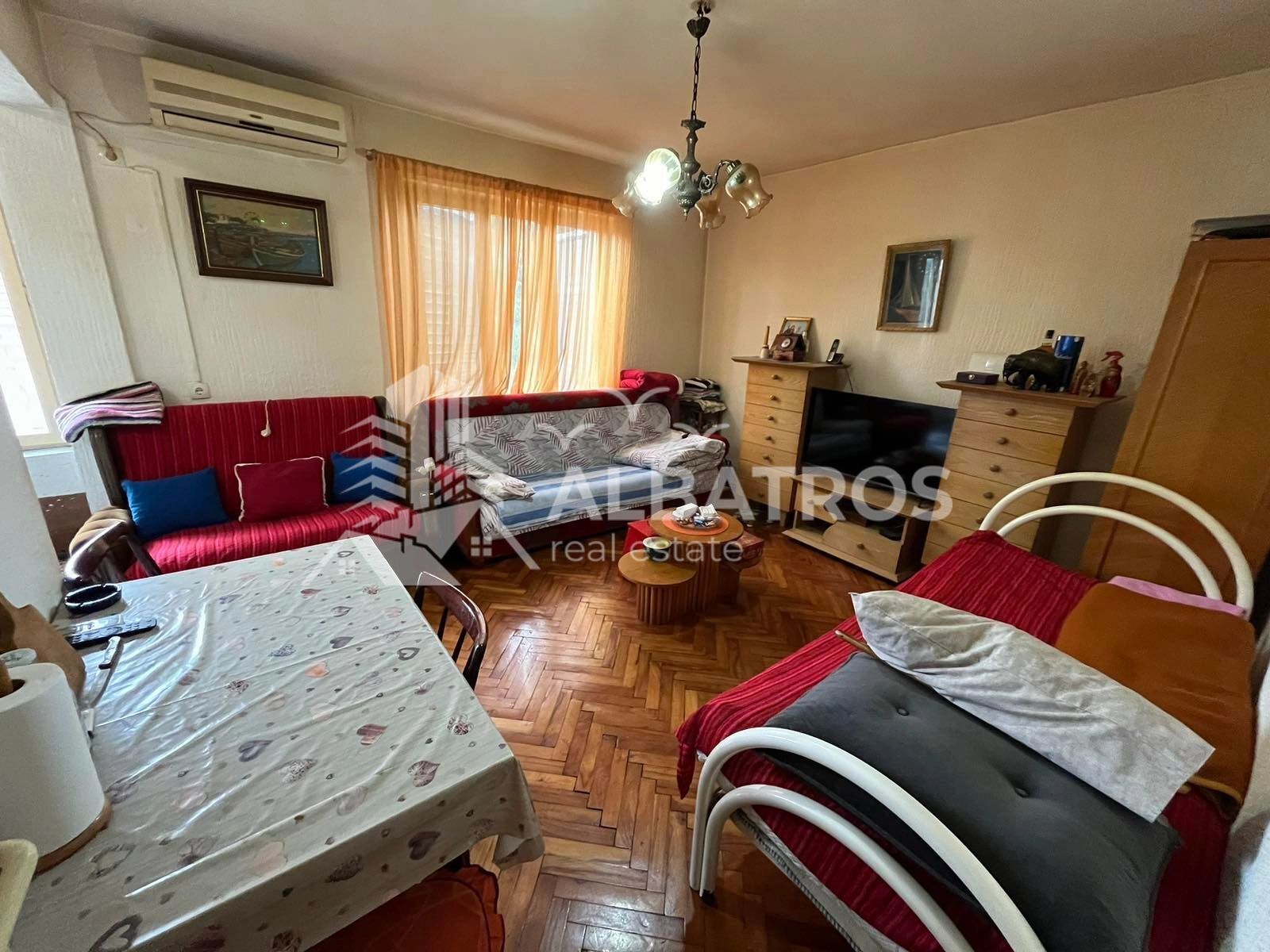 Trosoban-stan-sa-dvoristem-i-garazom-Ilino-Bar-2 Trosoban stan sa dvorištem i garažom, Ilino, Bar — fotografija 3