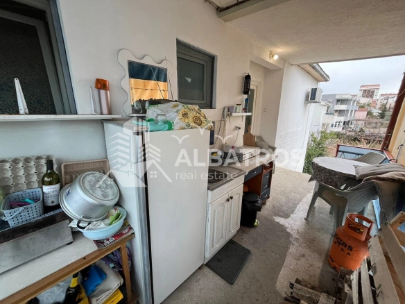 Trosoban stan sa dvorištem i garažom, Ilino, Bar — fotografija 9