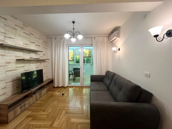 Jednosoban stan 40 m² – Tivat — fotografija 2