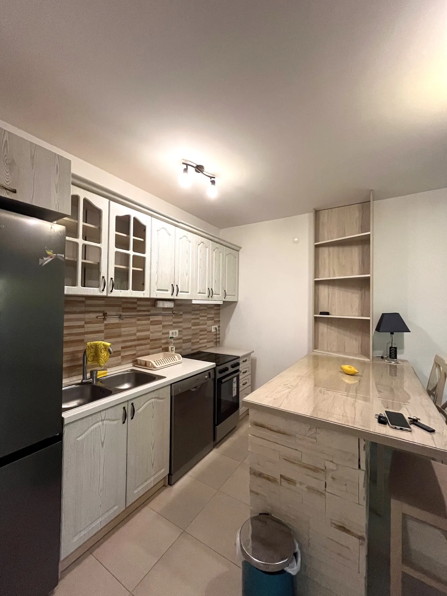 Jednosoban-stan-sa-terasom-u-Kalimanju-Tivat-2 Jednosoban stan 40 m² – Tivat — fotografija 3