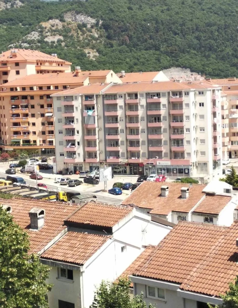 Trosoban stan u Dubovici, Budva — fotografija 9