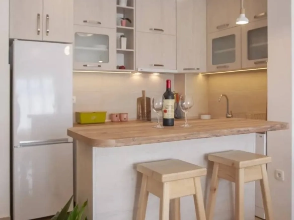 Izdavanje: Trosoban stan 74 m² – Dubovica, Budva — fotografija 3