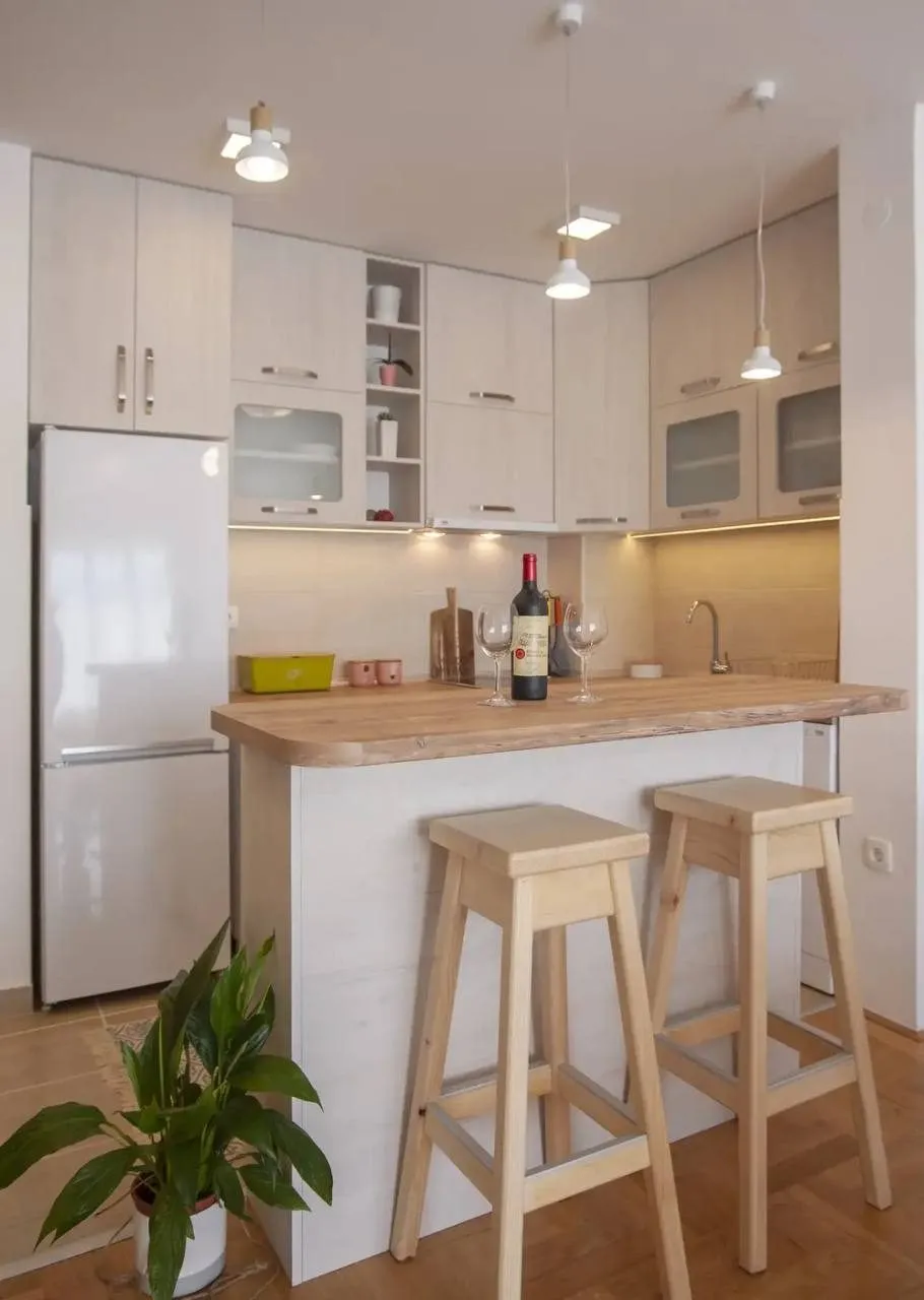 Izdavanje: Trosoban stan 74 m² – Dubovica, Budva — fotografija 3