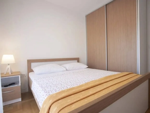 Izdavanje: Trosoban stan 74 m² – Dubovica, Budva — fotografija 5