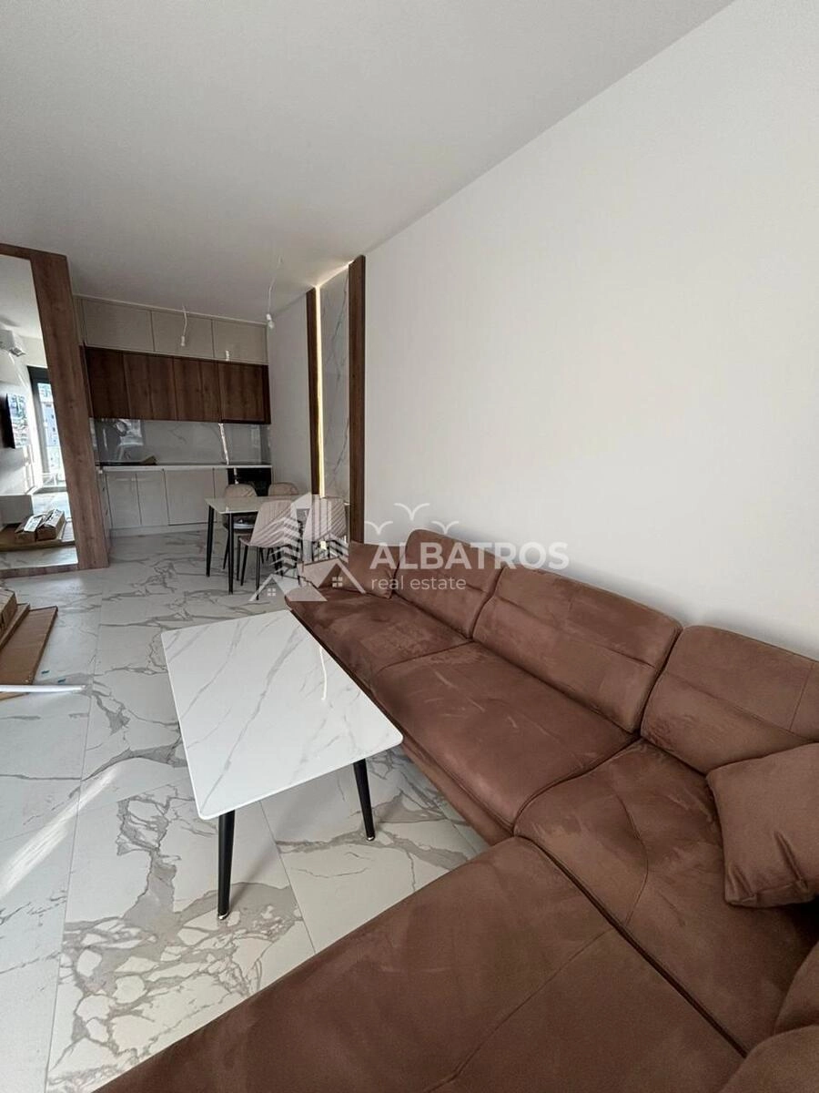 Jednosoban-stan-u-Zaha-Place-Ilino-Bar-3 Izdavanje: Jednosoban stan 54 m² – Ilino, Bar — fotografija 4