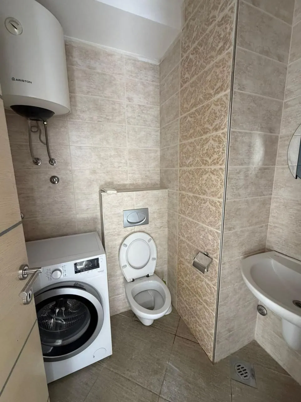 Dvoetazni-penthaus-sa-pogledom-na-more-Budva-5 Izdavanje: Četvorosoban stan 450 m² – Babin Do, Budva — fotografija 6