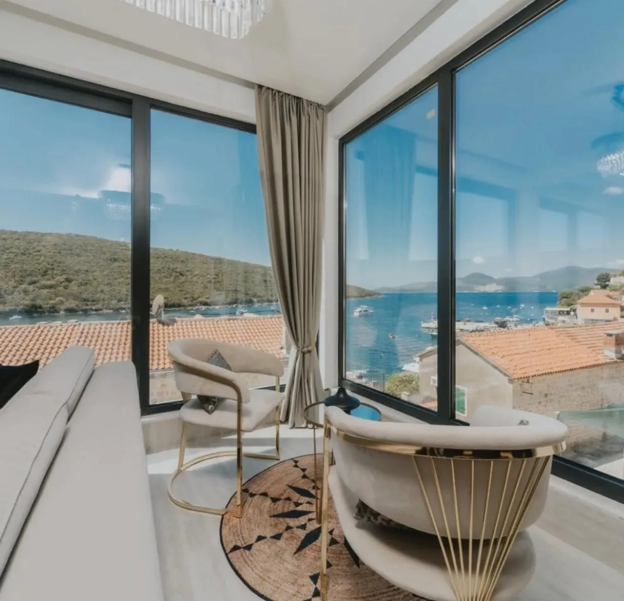Izdavanje: Kuća 240 m² – Kotor — fotografija 5