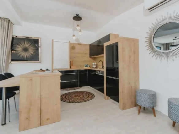 Izdavanje: Kuća 240 m² – Kotor — fotografija 11