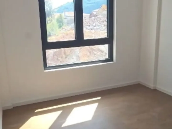 Dvosoban stan sa terasom u Dubovici, Budva — fotografija 5