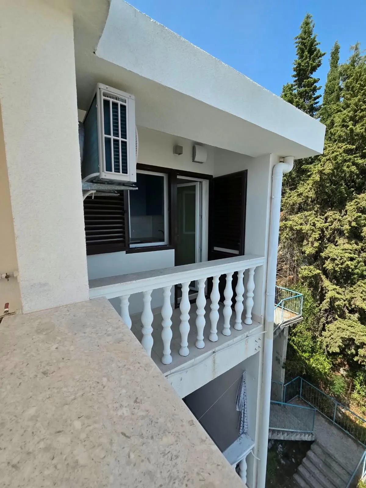 Dvosoban-stan-sa-pogledom-na-more-Gospostina-Budva-7 Dvosoban stan 123 m² – Gospoština, Budva — fotografija 8