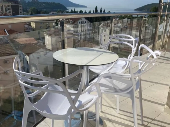 Izdavanje: Jednosoban stan 43 m² – Budva — fotografija 2