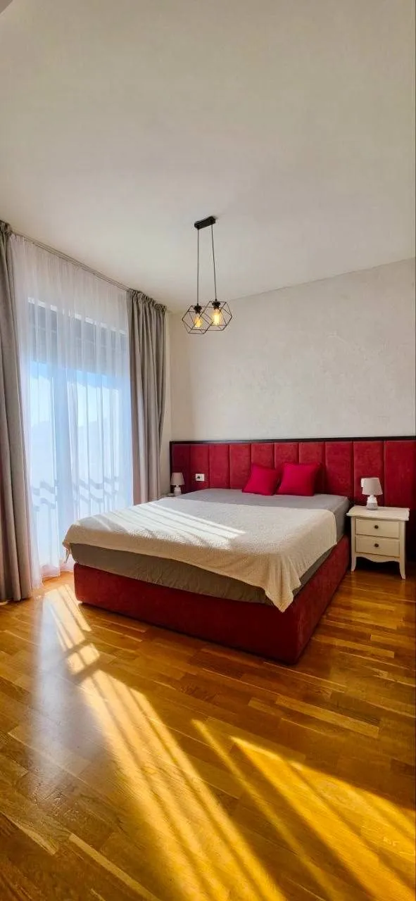 Dvosoban-stan-u-Vili-Oliva-Becici-Budva-4 Izdavanje: Dvosoban stan 86 m² – Bečići, Budva — fotografija 5