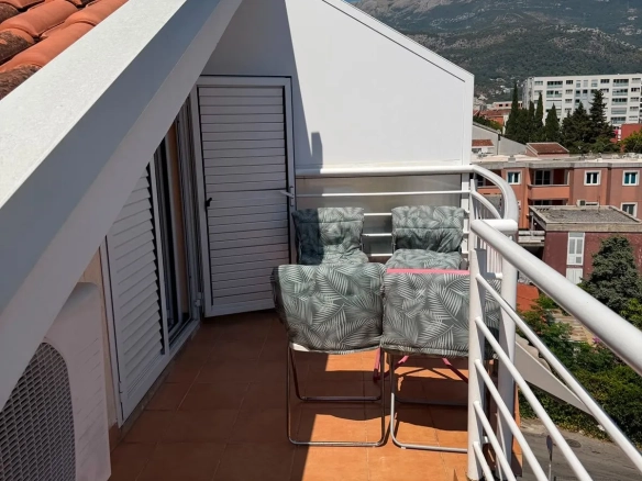 Izdavanje: Dvosoban stan – Gospoština, Budva — fotografija 11