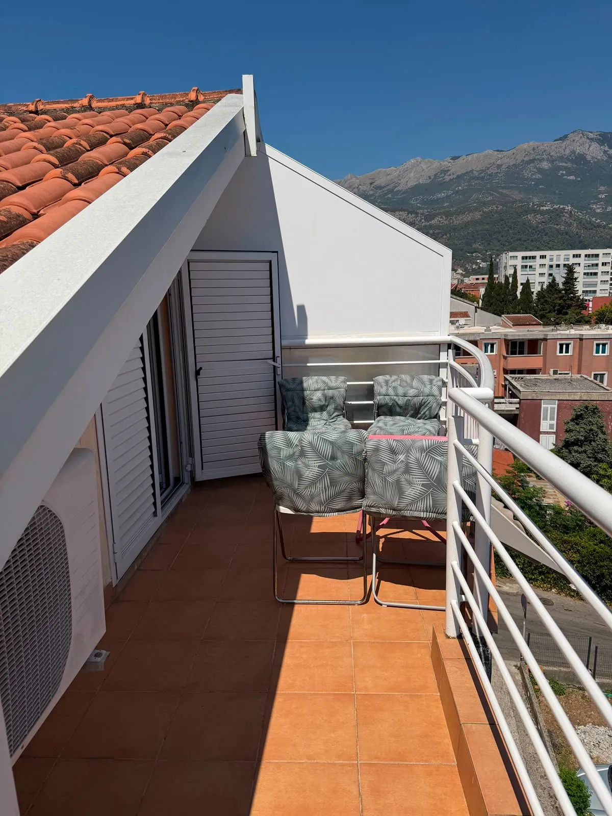 Dvosoban-stan-u-Gospostini-Budva-10 Izdavanje: Dvosoban stan – Gospoština, Budva — fotografija 11
