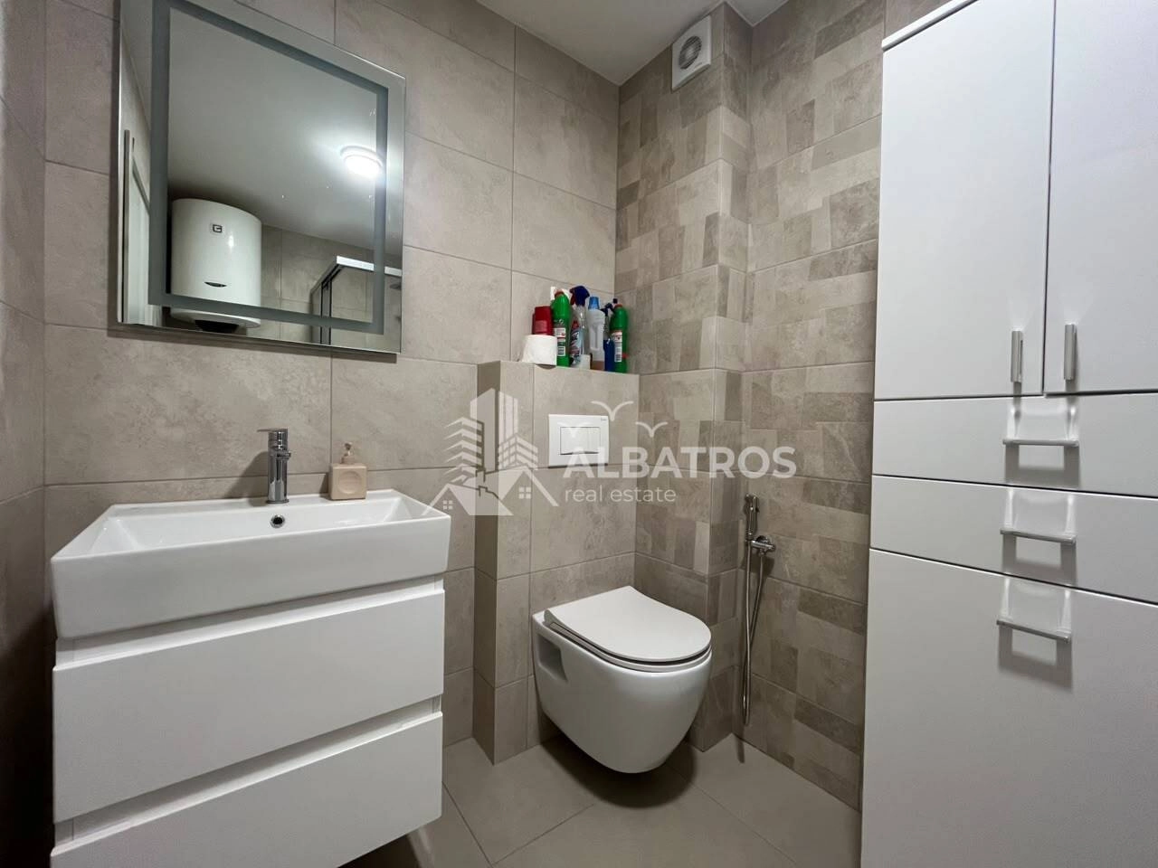 Jednosoban-stan-u-novogradnji-Ilino-Bar-9 Izdavanje: Jednosoban stan 50 m² – Ilino, Bar — fotografija 10