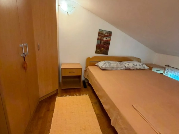 Izdavanje: Dvosoban stan – Gospoština, Budva — fotografija 17