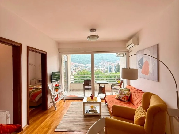 Izdavanje: Jednosoban stan 45 m² – Budva — fotografija 7