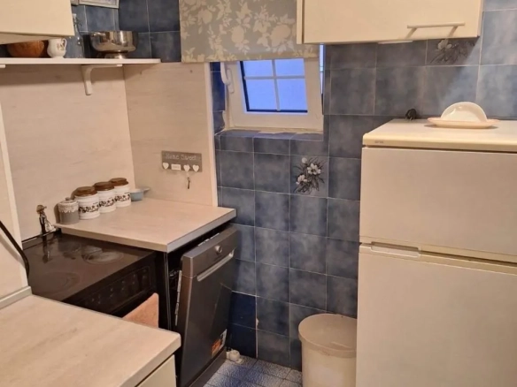 Izdavanje: Trosoban stan 120 m² – Bečići, Budva — fotografija 2