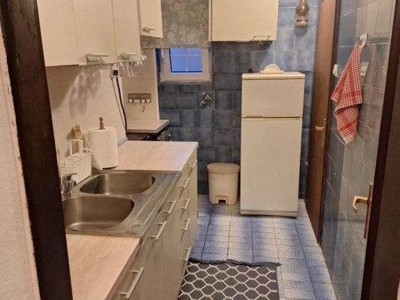 Izdavanje: Trosoban stan 120 m² – Bečići, Budva — fotografija 4